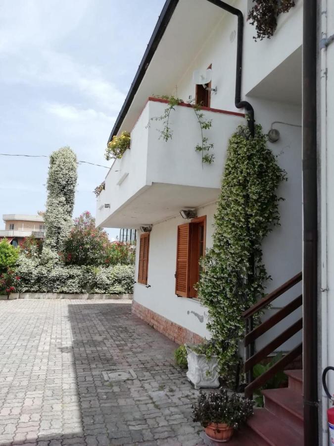 Bed and Breakfast Ma.Di Bb Rocca San Giovanni Exterior foto